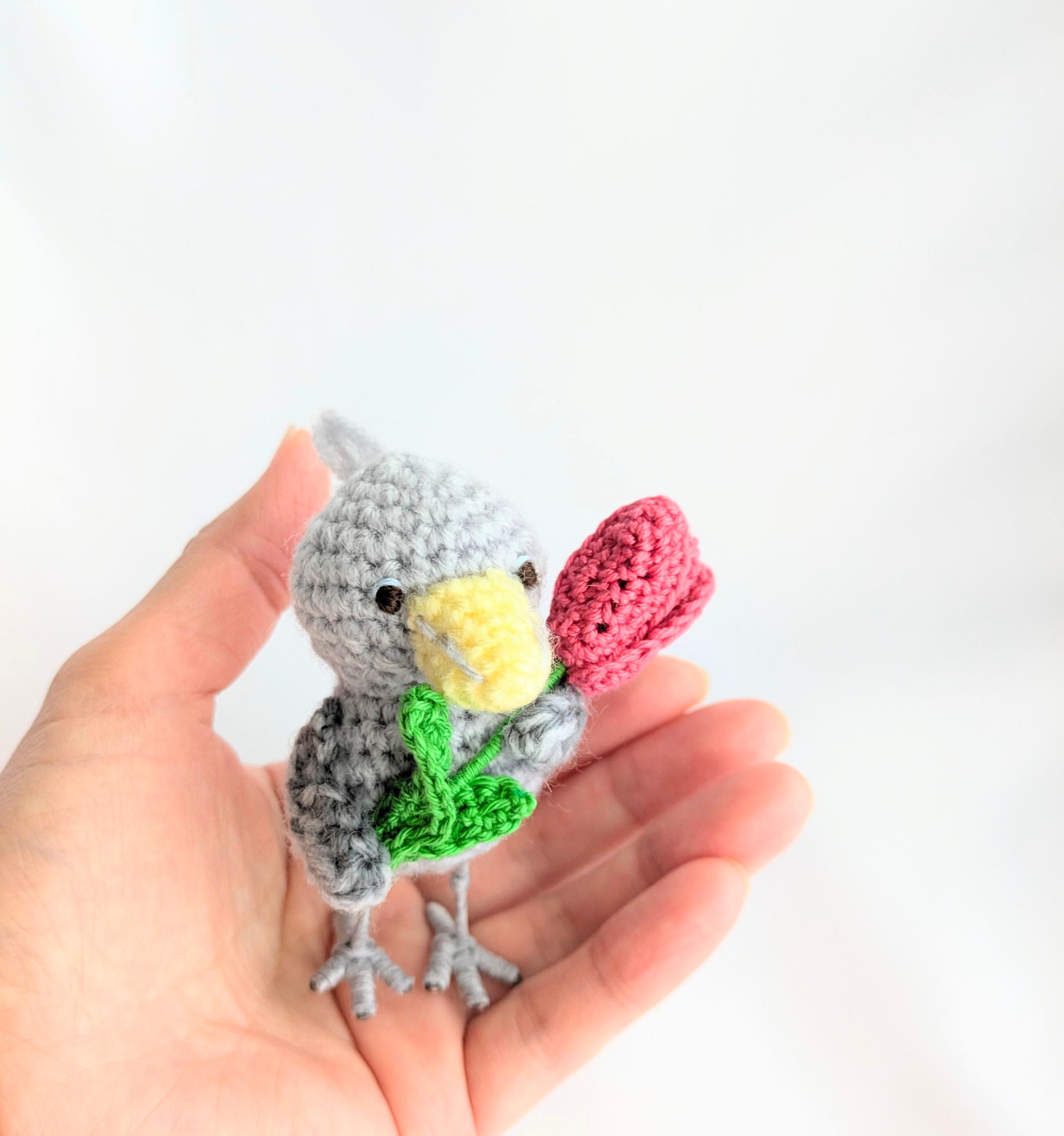 【受注制作】ハシビロコウのあみぐるみ(チューリップ)