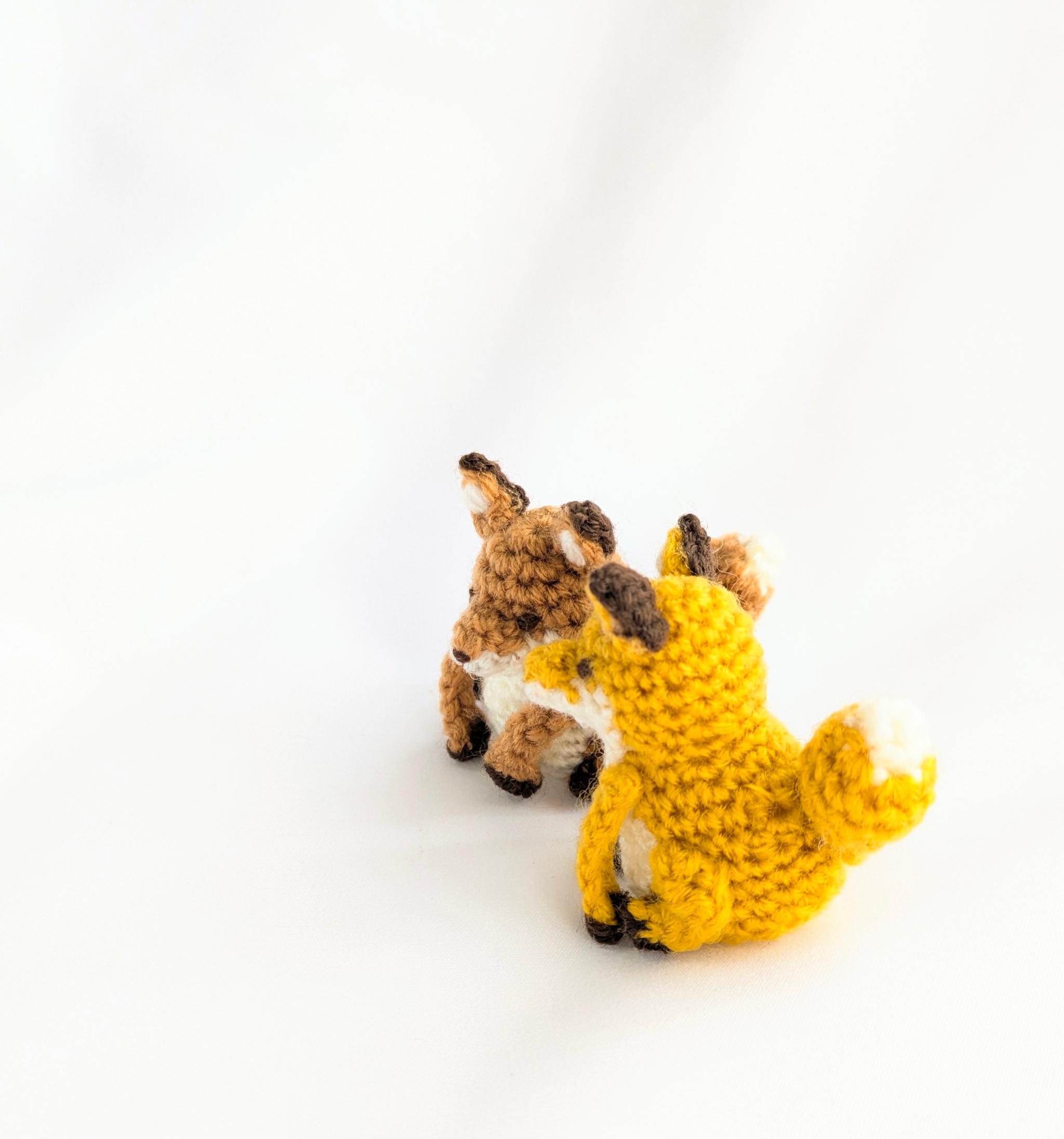【受注制作】小さなキツネのあみぐるみ | 4枚目