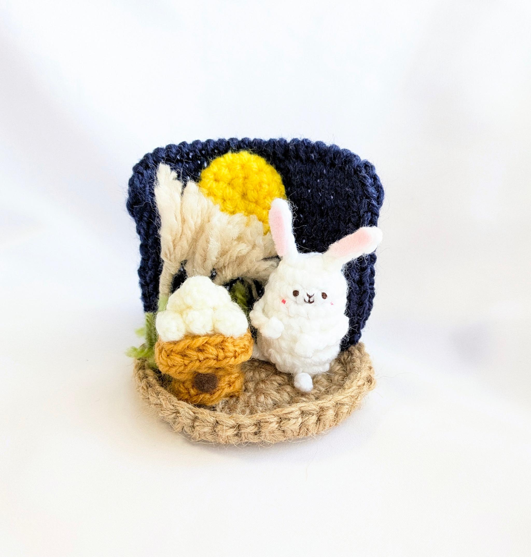 【受注制作】お月見ウサギさんの小さな置物1枚目の画像