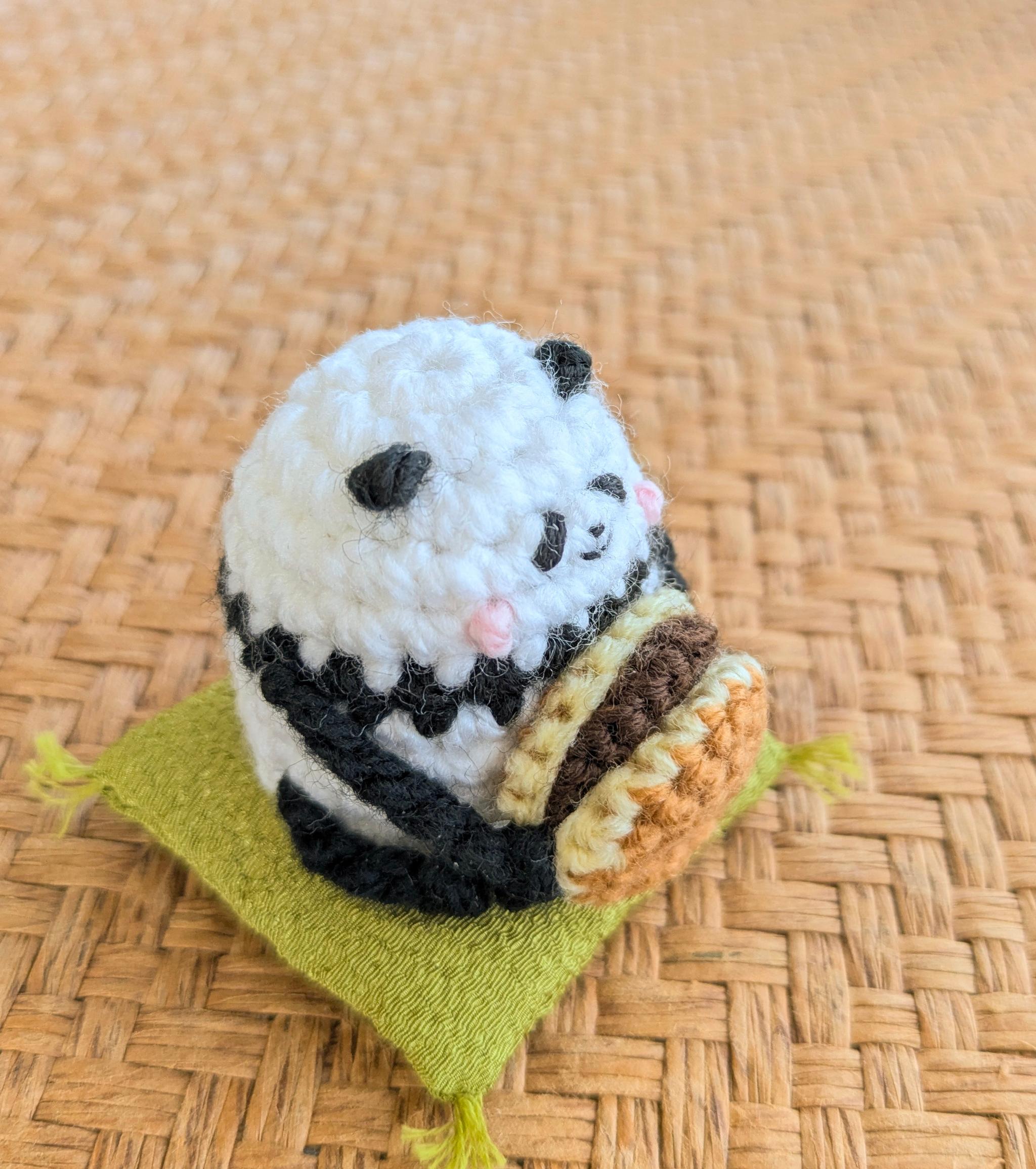 【受注制作】どら焼き大好き♡パンダさんのあみぐるみ | 3枚目
