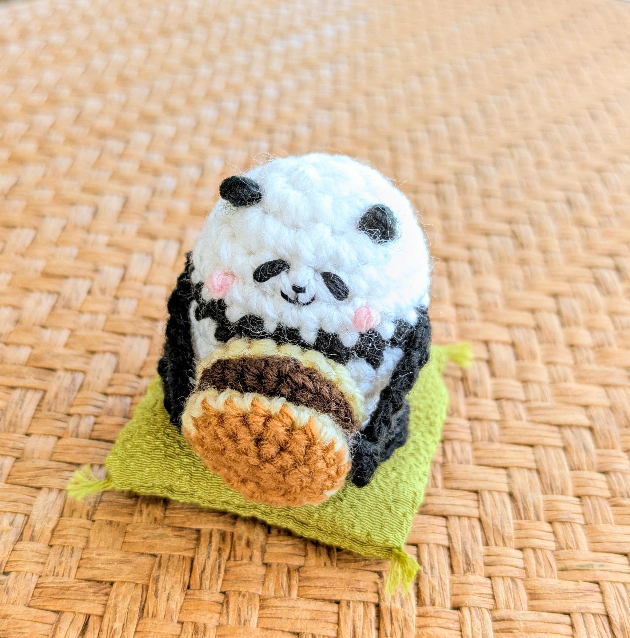 【受注制作】どら焼き大好き♡パンダさんのあみぐるみ | 4枚目