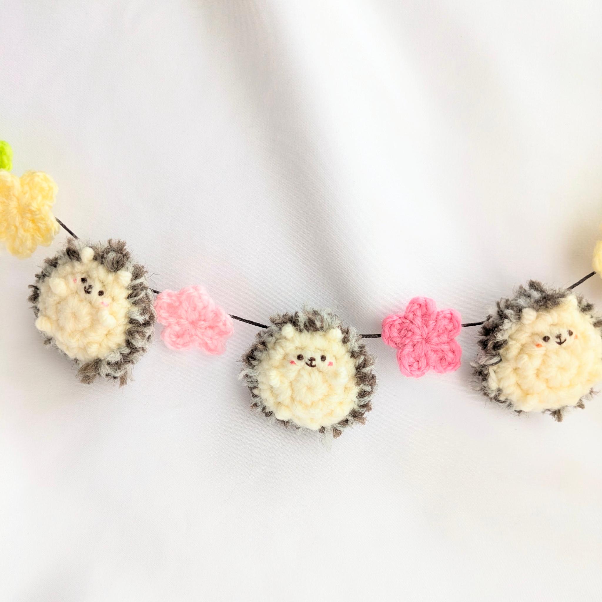 【受注制作】ハリネズミさんとお花のガーランド | 4枚目